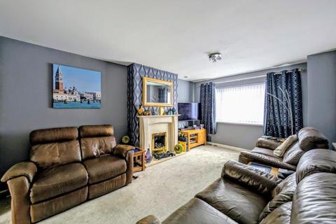 8 Bodiam Avenue, Tuffley, Gloucester, GL4 0TJ