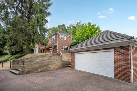 4 bedroom detached house for sale, Oldnall Road, Kidderminster