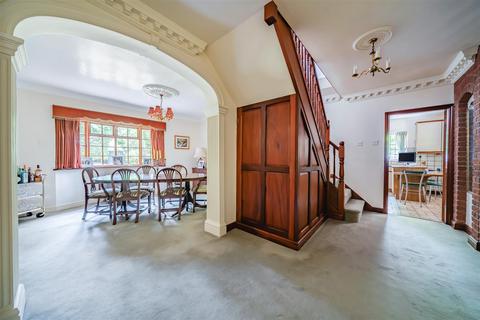 4 bedroom detached house for sale, Oldnall Road, Kidderminster