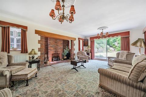 4 bedroom detached house for sale, Oldnall Road, Kidderminster