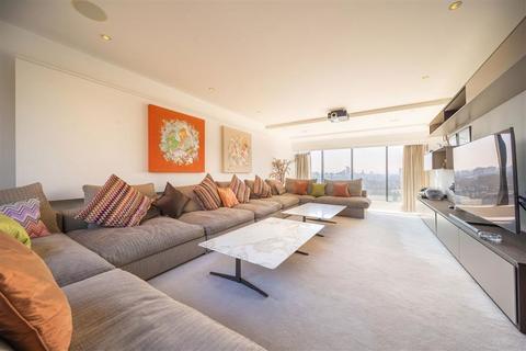 4 bedroom flat for sale, Cromwell Road, London SW7
