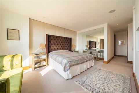 4 bedroom flat for sale, Cromwell Road, London SW7