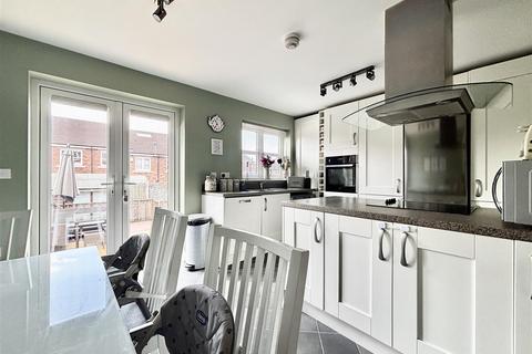 6 Barley Fields Close, Garforth, Leeds, LS25 1DT