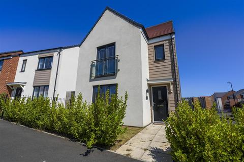 4 bedroom detached house for sale, Bowman Drive, Wallsend