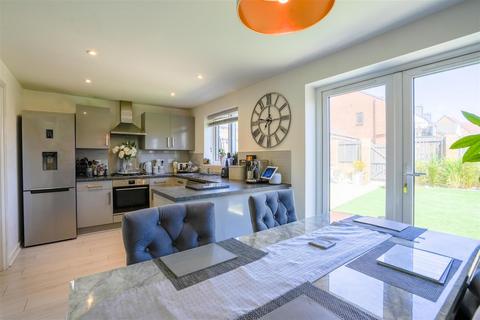 4 bedroom detached house for sale, Bowman Drive, Wallsend