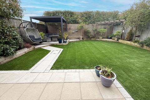 4 bedroom detached house for sale, Dewberry Road, Tidbury Green, Solihull, B90 1UH