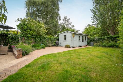Lea View Lovel Road, Winkfield, Windsor, SL4 2ES
