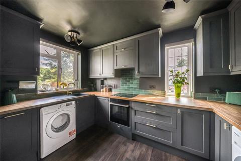 Flat 4, Essex House Watts Road, Thames Ditton, KT7 0BY
