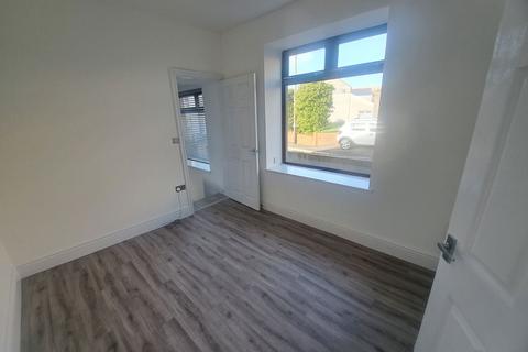 35 Brynlloi Road, Glanamman, Ammanford, SA18 1EQ