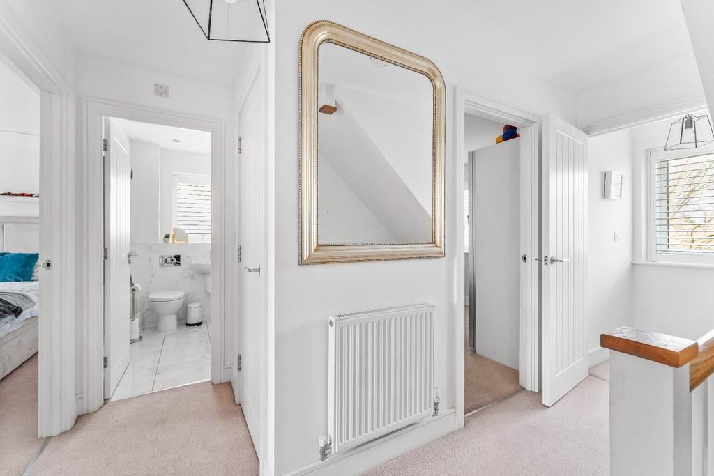 8 Pippin Close Claverham BS49 4 GF 25.jpg