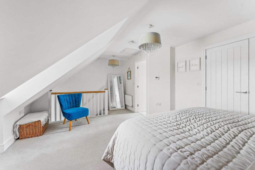 8 Pippin Close Claverham BS49 4 GF 36.jpg