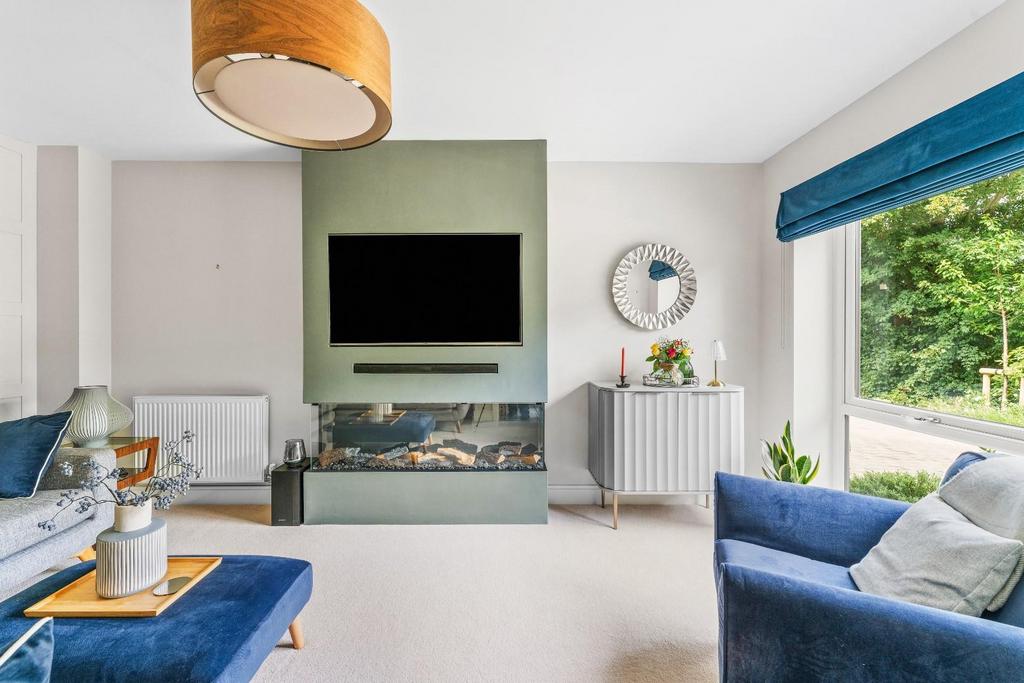 8 Pippin Close Claverham BS49 4 GF 12.jpg