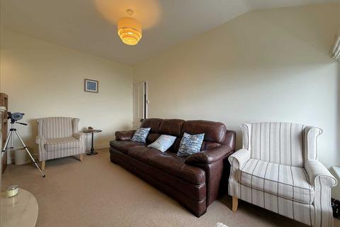 2 bedroom apartment for sale, The Crescent, Filey