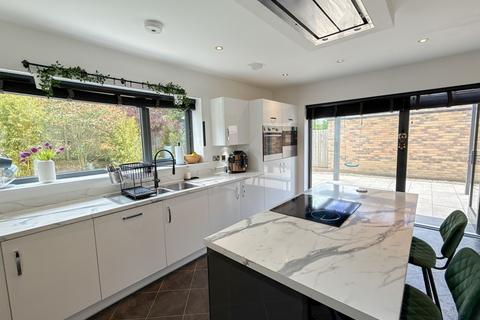 5 Broadleaf Walk, Birtley, Chester Le Street, DH3 1FB