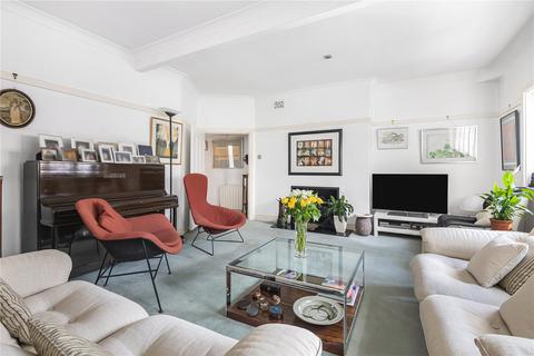 Platts Lane, London, NW3