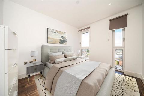 3 bedroom flat for sale, New Drum Street, London E1