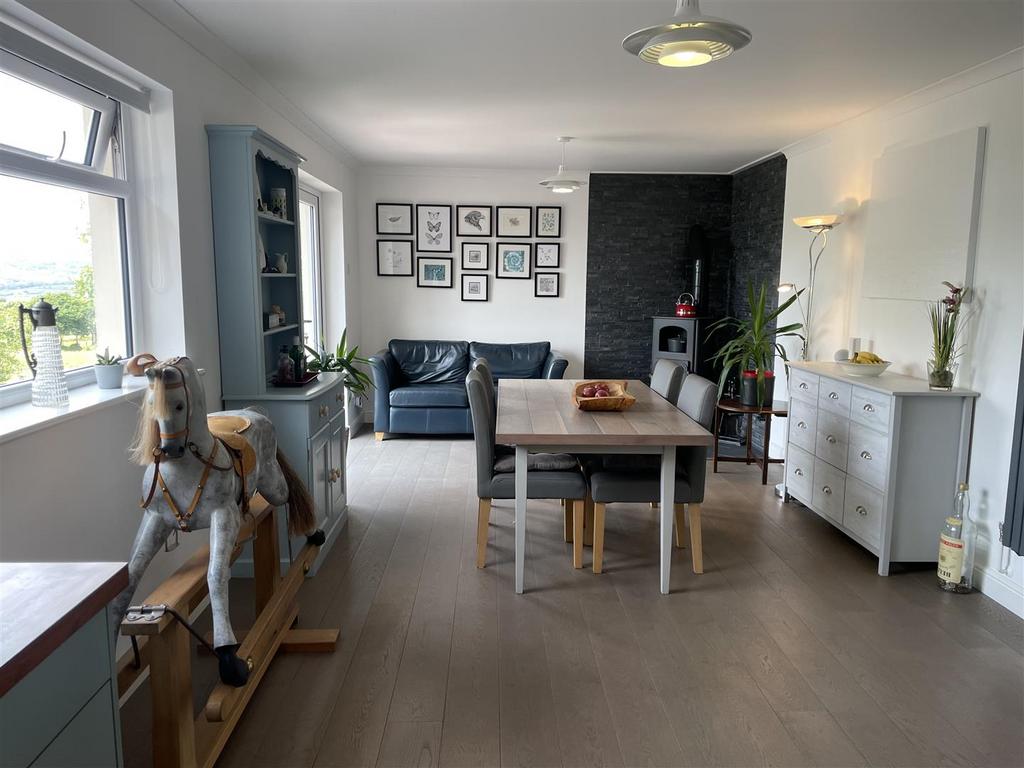 Kitchen Dining Family Room