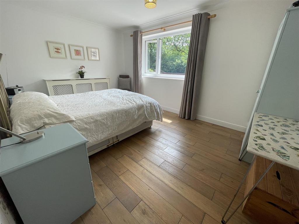 Downstairs Bedroom 2