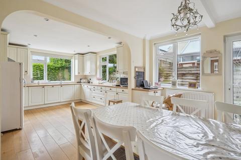 undefined, Croft Road, Gerrards Cross SL9