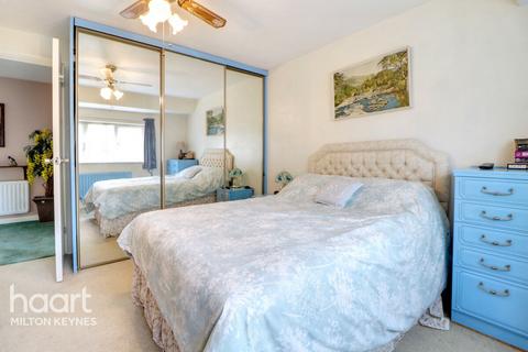 15 Fairways, Two Mile Ash, Milton Keynes, MK8 8AL