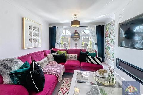 4 bedroom townhouse to rent, Oxford Road, Southport PR8