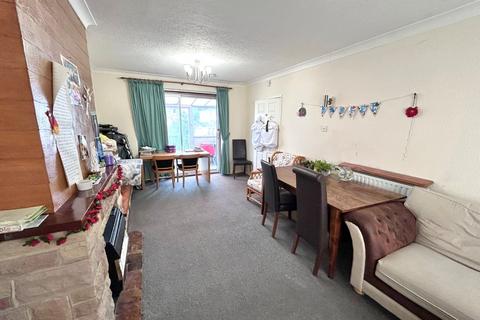 3 bedroom semi-detached house for sale, Stirling Grove, Nottingham, Nottinghamshire, NG11