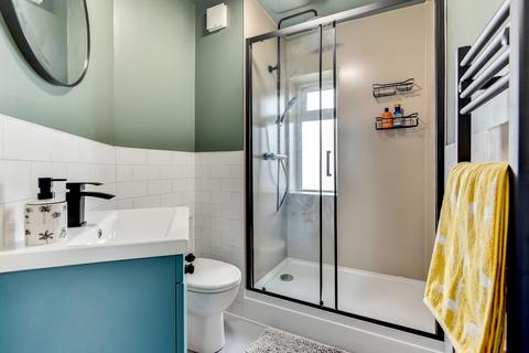 1 bedroom in a house share to rent, Eastover Grove, Bath BA2