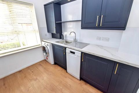 2 bedroom apartment for sale, Tavistock Close, Leeds, West Yorkshire