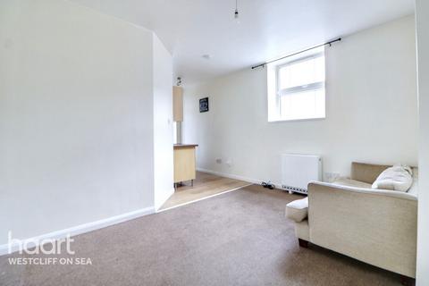 2 bedroom flat for sale, Hamlet Court Road, Westcliff-On-Sea