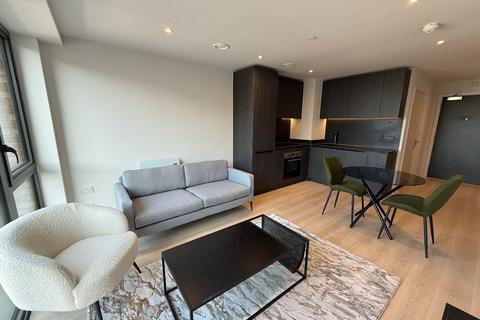 1 bedroom apartment to rent, Waterhouse Gardens