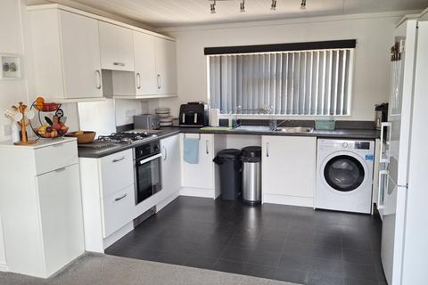2 bedroom park home for sale, Chalk Hill Lane, Great Blakenham IP6