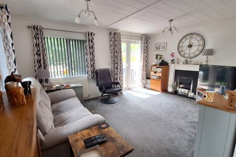 2 bedroom park home for sale, Chalk Hill Lane, Great Blakenham IP6