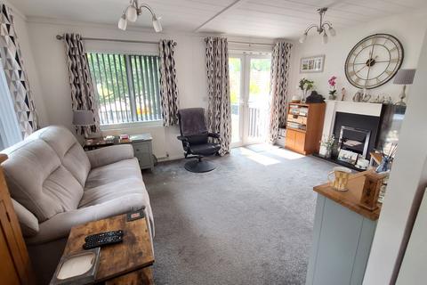 2 bedroom park home for sale, Chalk Hill Lane, Great Blakenham IP6