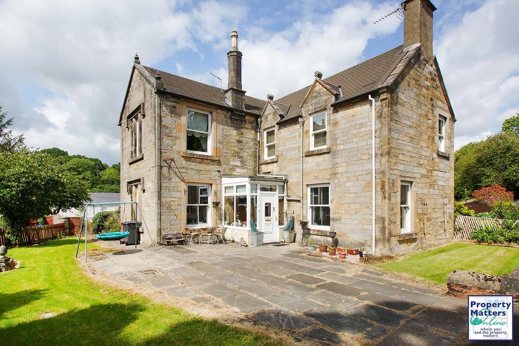 4 Bedroom Semi-detached Villa