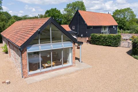 5 bedroom barn conversion for sale, Pannells Ash Barn, Sudbury Road, Castle Hedingham