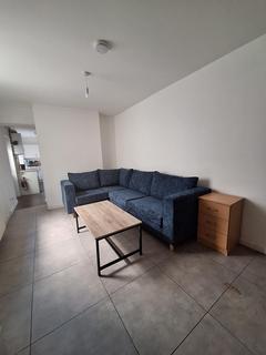 5 bedroom house to rent, Cromwell Street, Swansea,