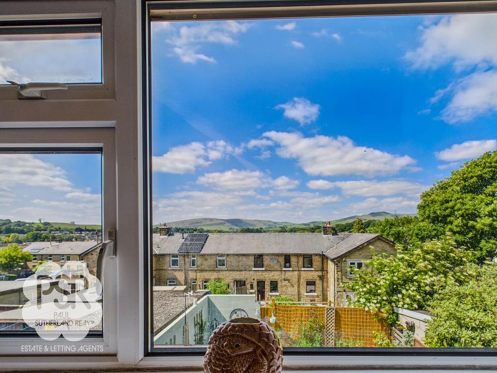 Main Bedroom - Stunning Views
