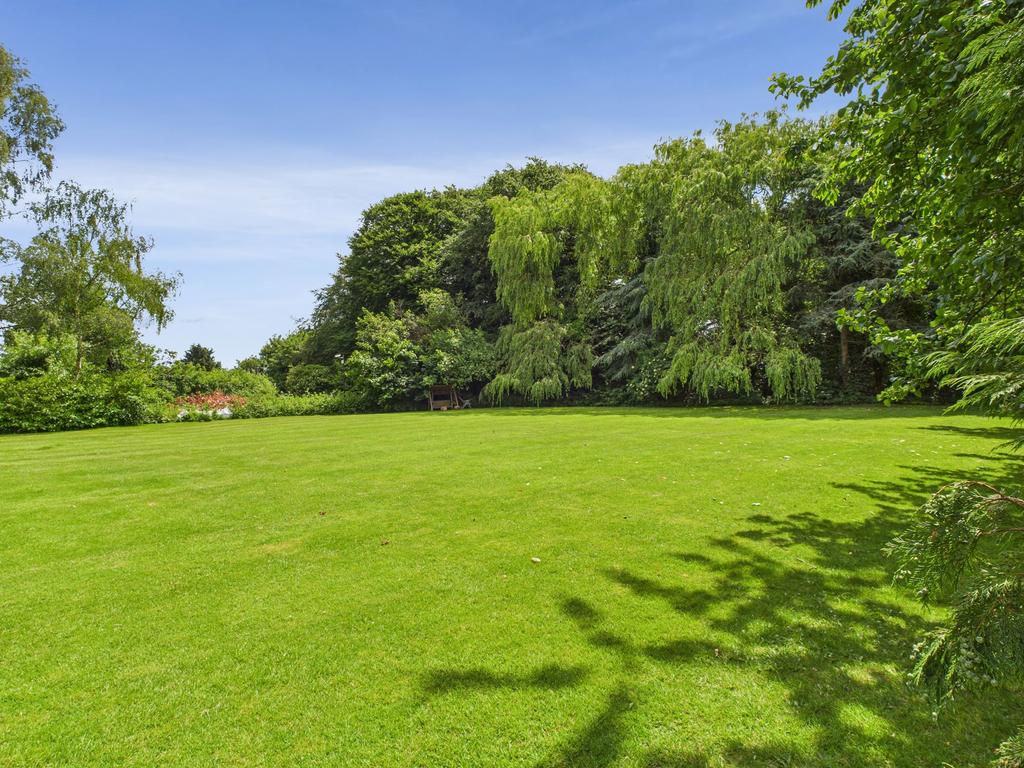 Communal Grounds