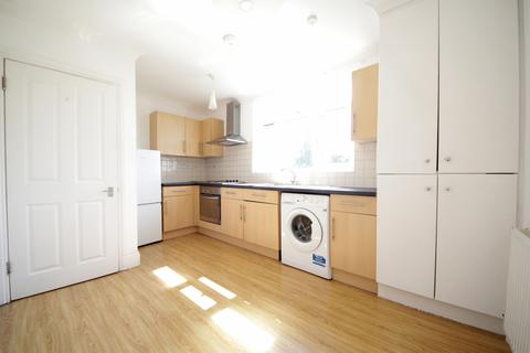 1 bedroom flat to rent, Fox Lane, N13