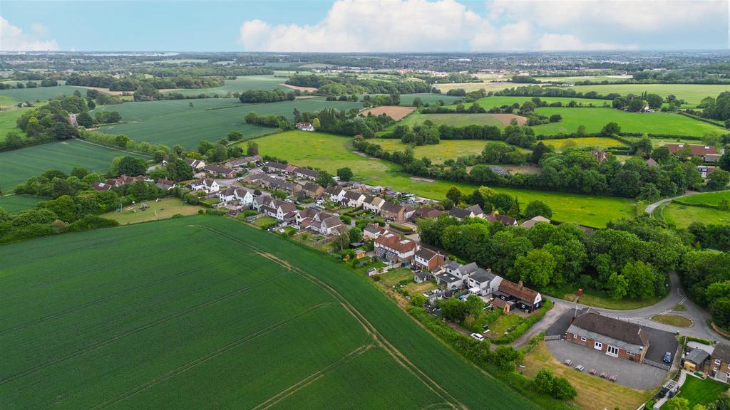 Farnham-50-.jpg