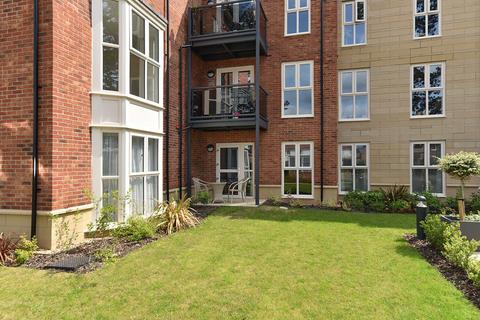 2 bedroom ground floor flat for sale, Northwich Road, Centennial Place, WA16