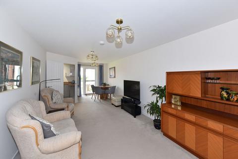 2 bedroom ground floor flat for sale, Northwich Road, Centennial Place, WA16