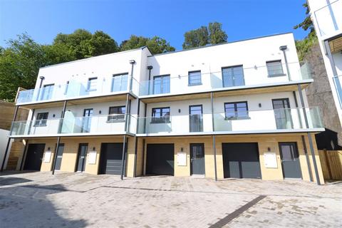 3 bedroom townhouse for sale, La Vallee Des Vaux, St Helier JE2