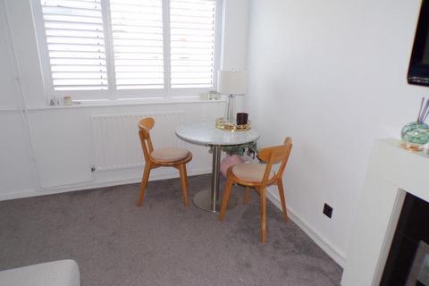 2 bedroom house for sale, Charlton Close, Bournemouth