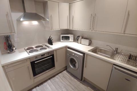 3 bedroom flat to rent, Dalkeith Road, Edinburgh, EH16