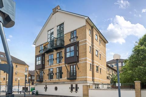 2 bedroom apartment for sale, Hardy Avenue, London