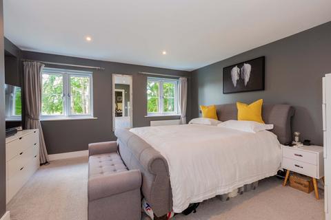 1, The Pavilion Rectory Close, Farnham Royal, Slough, SL2 3FN