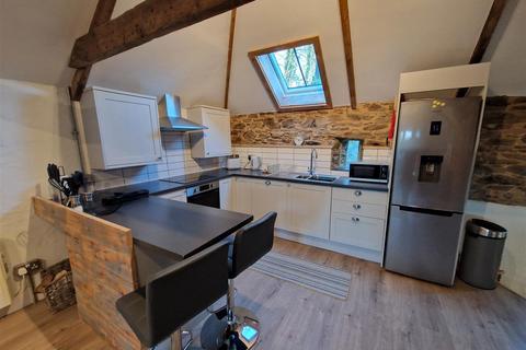 1 bedroom barn conversion to rent, Tregavethan, Truro