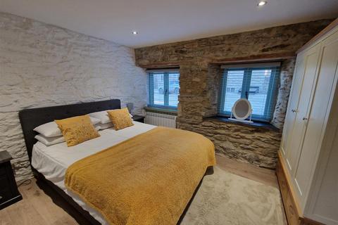 1 bedroom barn conversion to rent, Tregavethan, Truro
