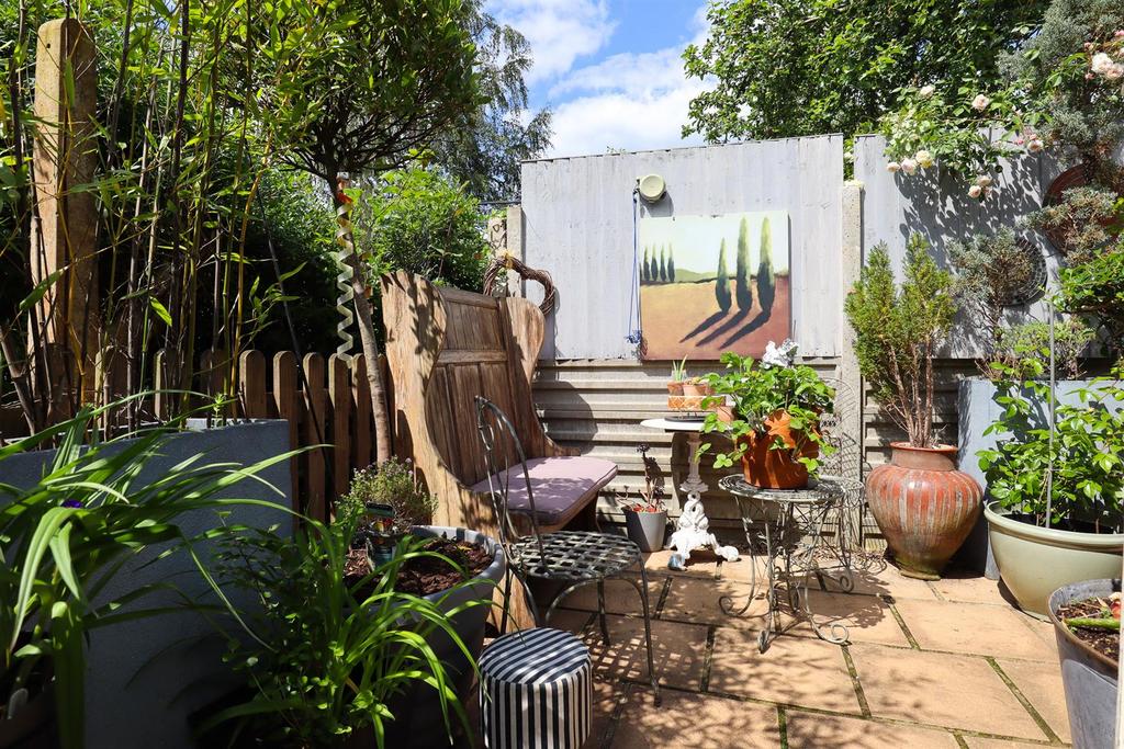 Garden (5).jpg